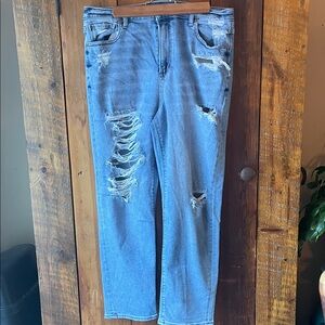 American Eagle Outfitters Women's Light Blue Distressed Straight Leg Jeans